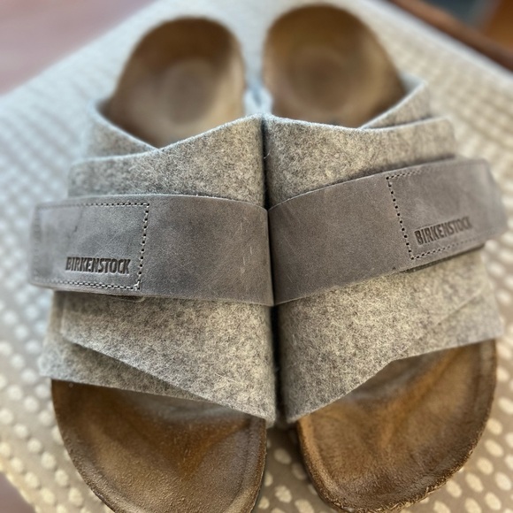 Birkenstock Kyoto Gray Sandals with Adjustable Straps and Contoured Footbed - Picture 7 of 9